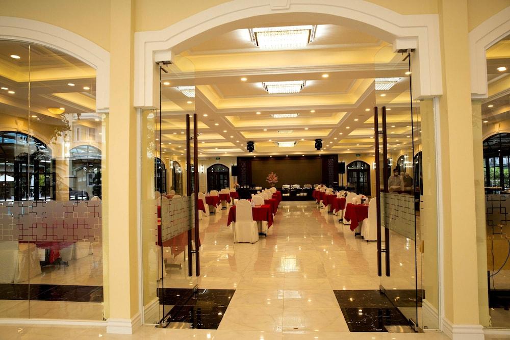 Vien Dong Hotel Nha Trang Esterno foto